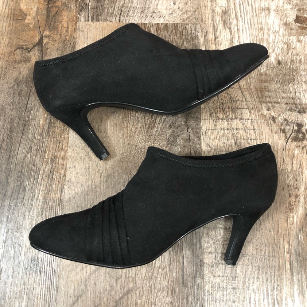 Impo Faux Suede Booties
